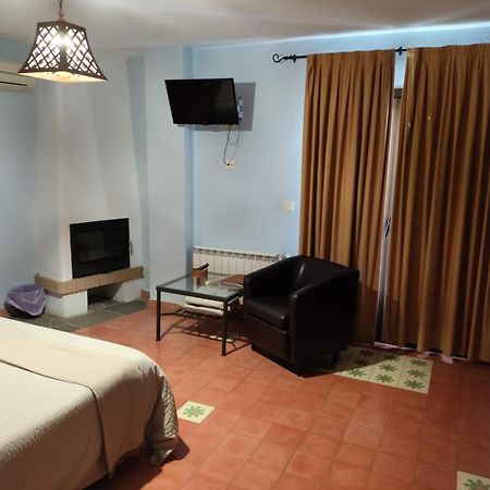 חרז דה לוס קבאלרוס Hotel Rural La Posada De Las Cigueenas מראה חיצוני תמונה